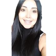 Profesora en artes plásticas y Psicóloga